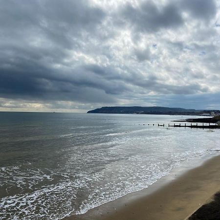 Fantastic Seaside Chalet Retreat Apartment Sandown Bagian luar foto
